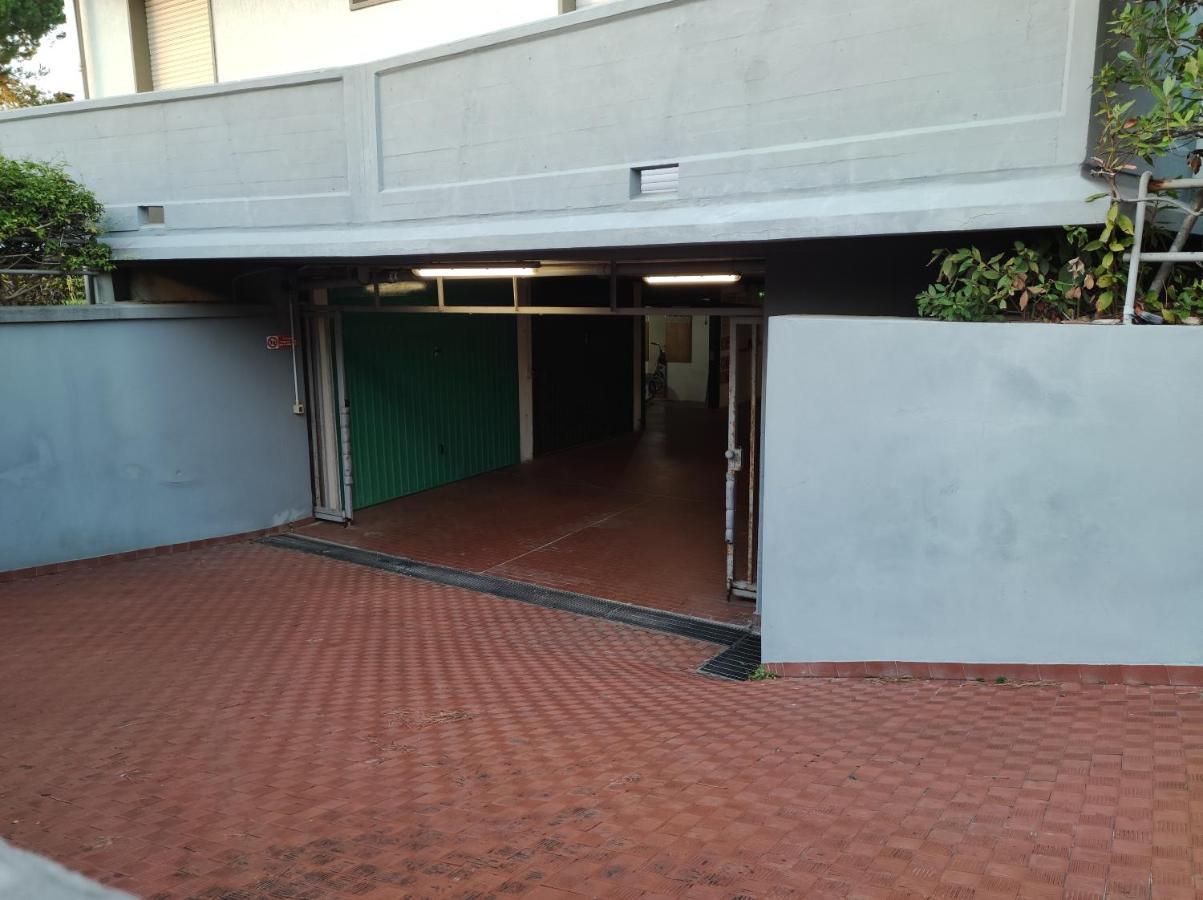 Beach House, 300 M Dal Mare, Marina Di Massa Exterior foto